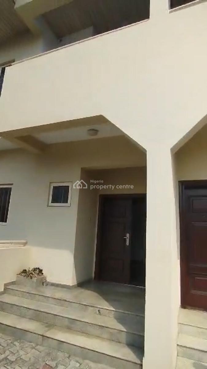 Well Maintained 3brm Fully Serviced Ground Floor, Lekki Phase1, Lekki, Lagos, Flat / Apartment for Rent