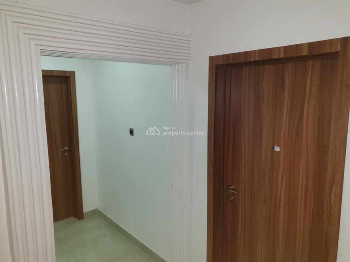 Three (3) Bedroom Apartment, Fully Serviced, Horizon 2 Estate Along Meadow Hall Way, Ikate, Lekki, Lagos, Flat / Apartment for Sale