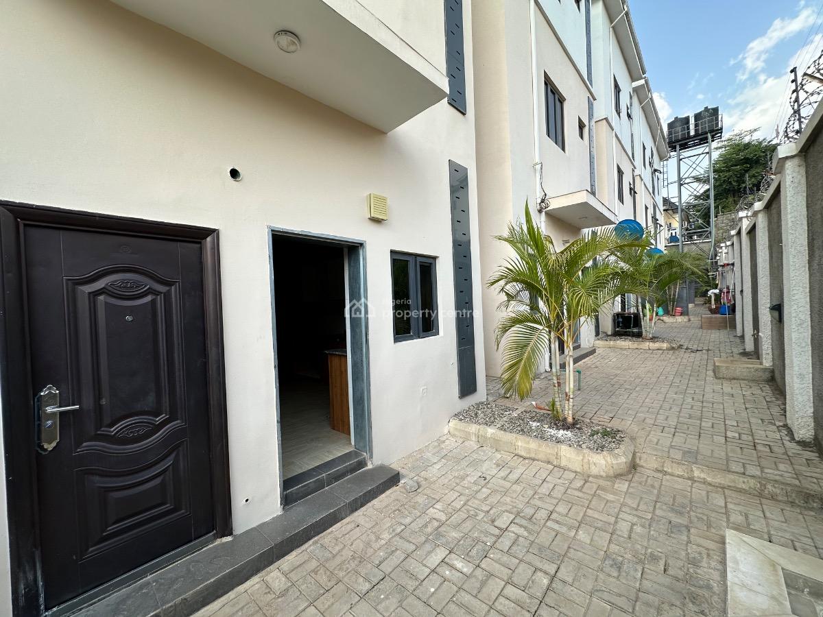 4 Bedroom Terrace Duplex with Bq, Serene Environment, Guzape District, Abuja, Terraced Duplex for Sale