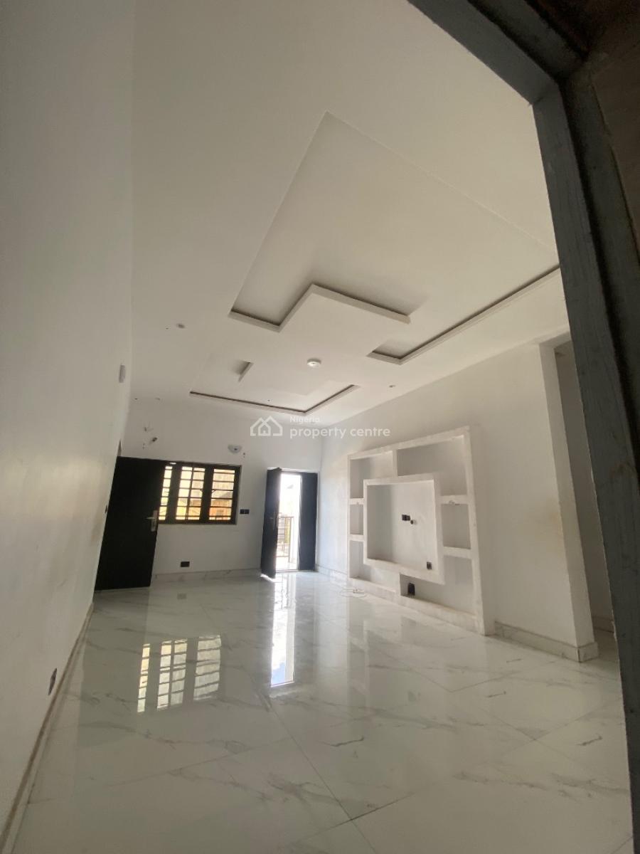 Spacious 2 Bedroom Apartment Upstairs, in a Secured Estate in Sangotedo Ajah., Sangotedo, Ajah, Lagos, Flat / Apartment for Rent