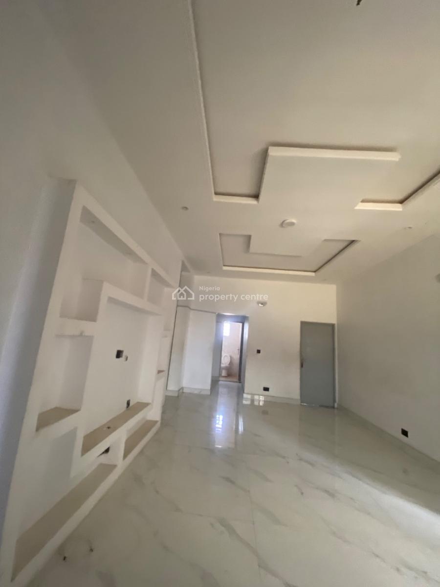 Spacious 2 Bedroom Apartment Upstairs, in a Secured Estate in Sangotedo Ajah., Sangotedo, Ajah, Lagos, Flat / Apartment for Rent