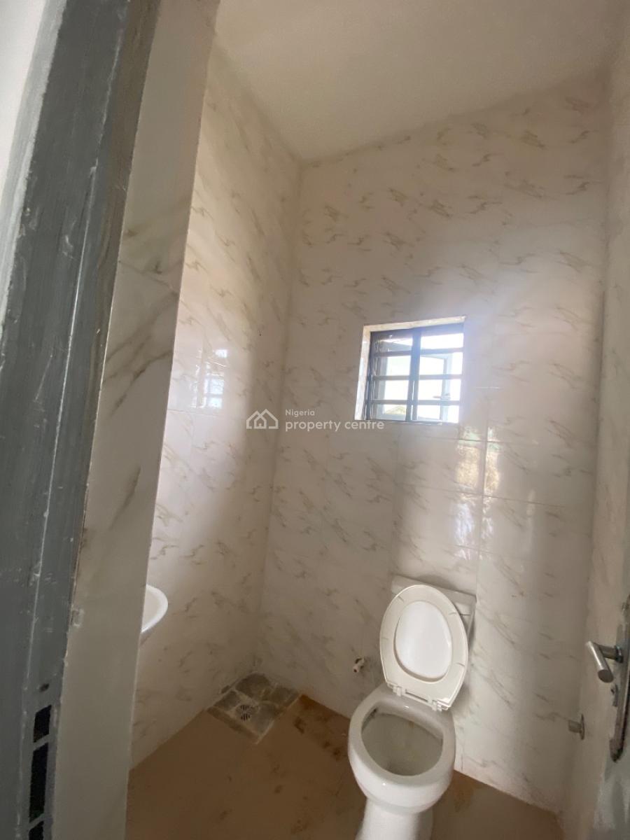 Spacious 2 Bedroom Apartment Upstairs, in a Secured Estate in Sangotedo Ajah., Sangotedo, Ajah, Lagos, Flat / Apartment for Rent