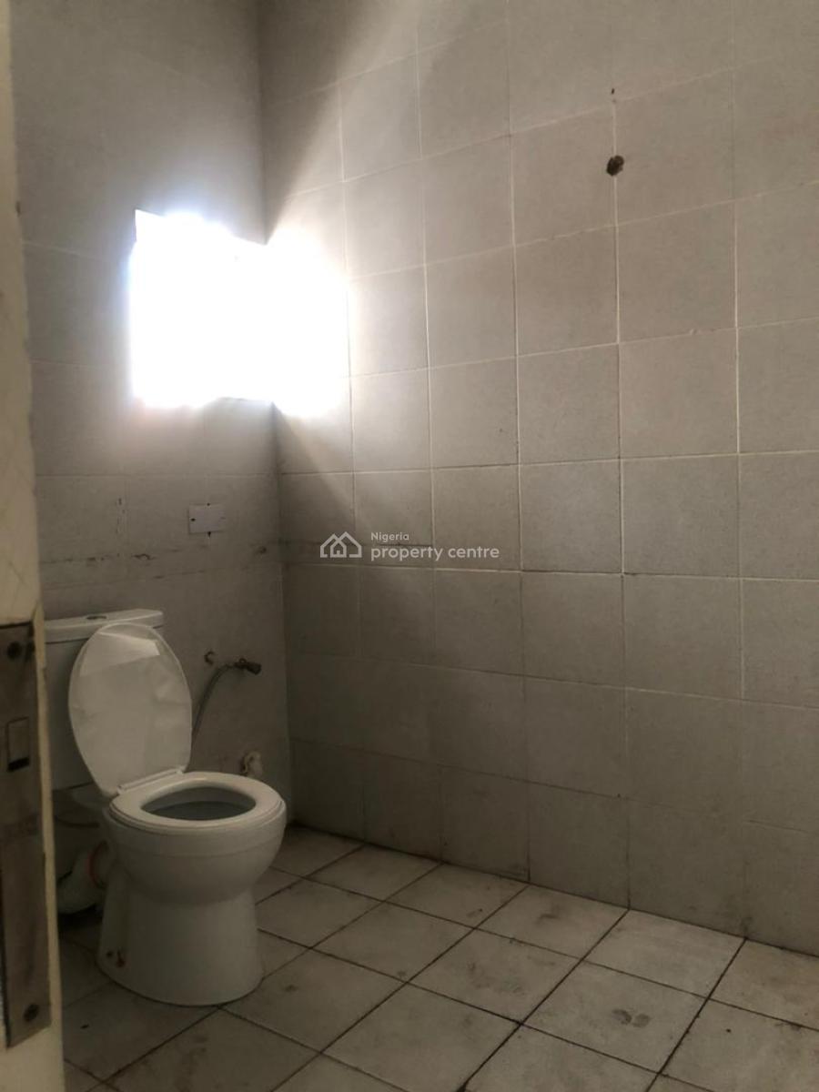 a 4 Bedroom Office Use at Lekki Phase 1., Adebayo Doherty, Lekki Phase 1, Lekki, Lagos, Flat / Apartment for Rent