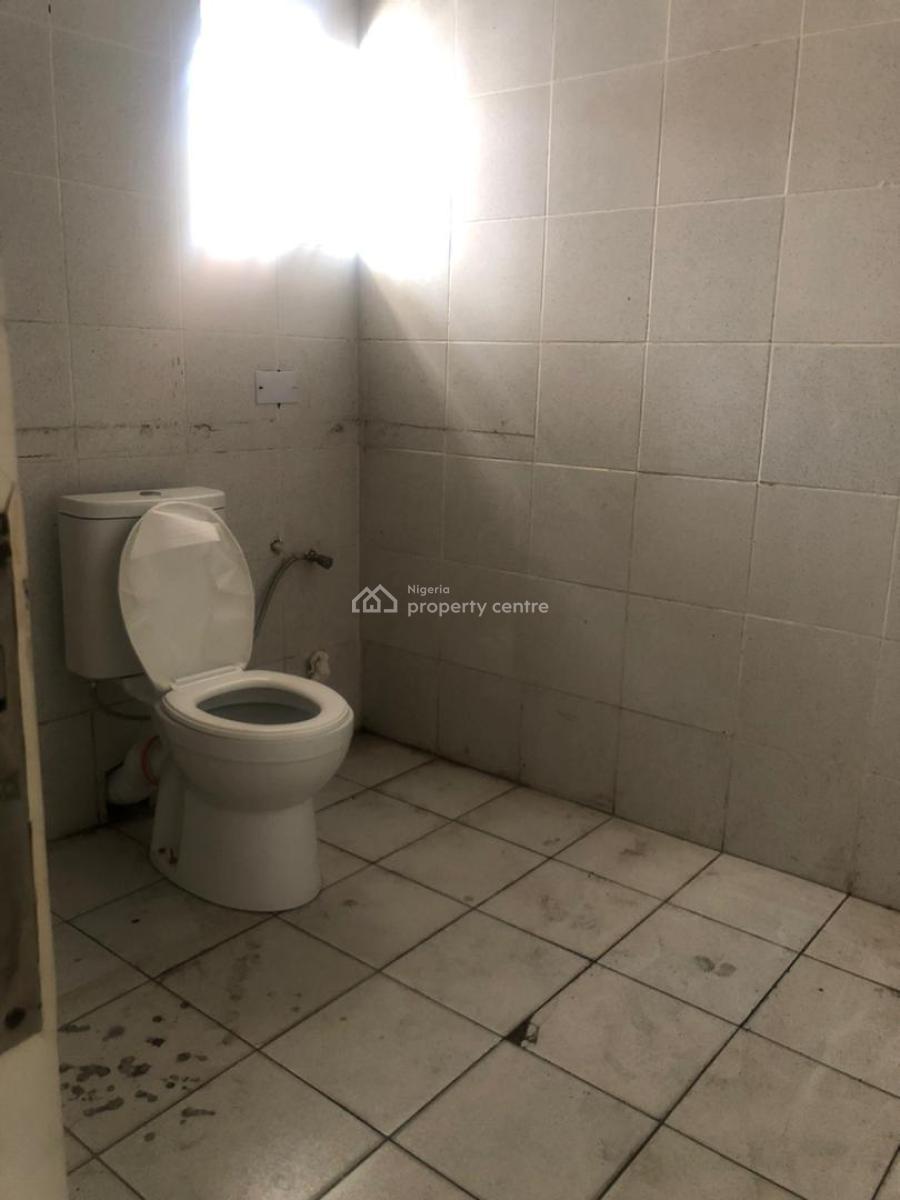 a 4 Bedroom Office Use at Lekki Phase 1., Adebayo Doherty, Lekki Phase 1, Lekki, Lagos, Flat / Apartment for Rent