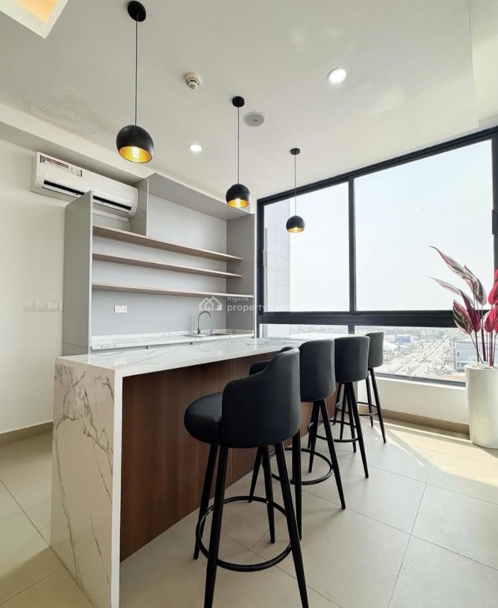 24/7 Power Supply 3 Bedroom En-suite Flat with Fully Fitted Kitchen/pa, Lekki Phase 1, Lekki, Lagos, Flat / Apartment for Sale