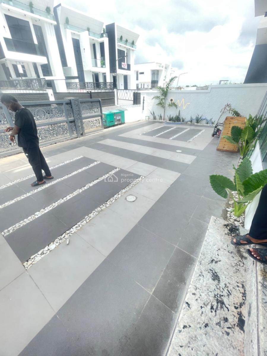 Its Modern Built  Contemporary 6 Bedroom Fully Detached Duplex L, Chevron Drive By Chevron Head Office Lekki Lagos, Lekki, Lagos, Detached Duplex for Sale