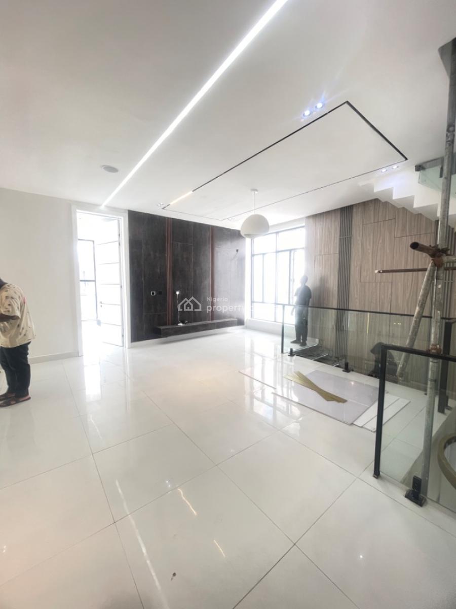 Its Modern Built  Contemporary 6 Bedroom Fully Detached Duplex L, Chevron Drive By Chevron Head Office Lekki Lagos, Lekki, Lagos, Detached Duplex for Sale