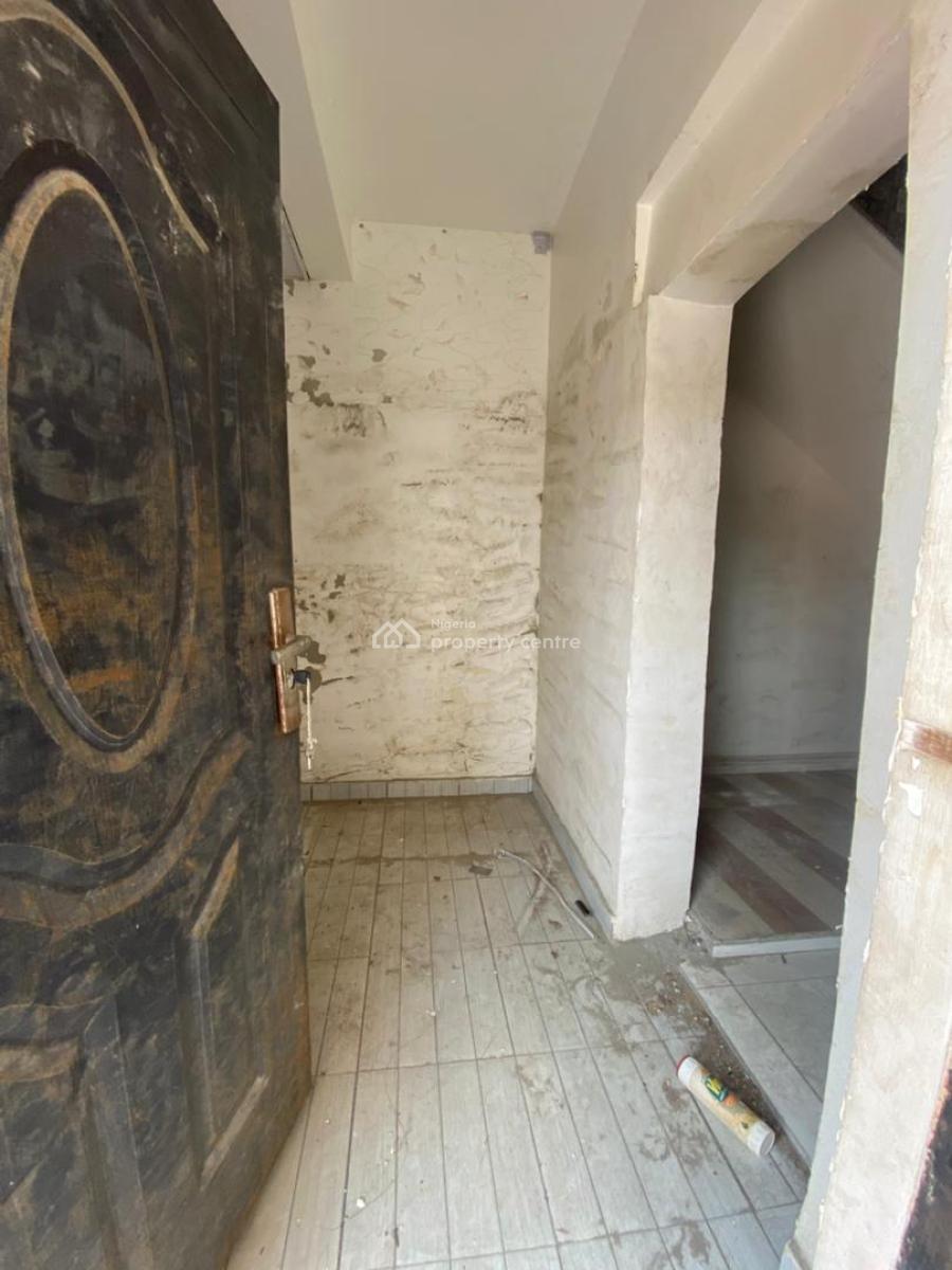 Commercial Spacious 3bedrooms Semi Detached Duplex with Bq, Lekki Phase 1 Off Admiralty Way, Lekki, Lagos, Semi-detached Duplex for Rent