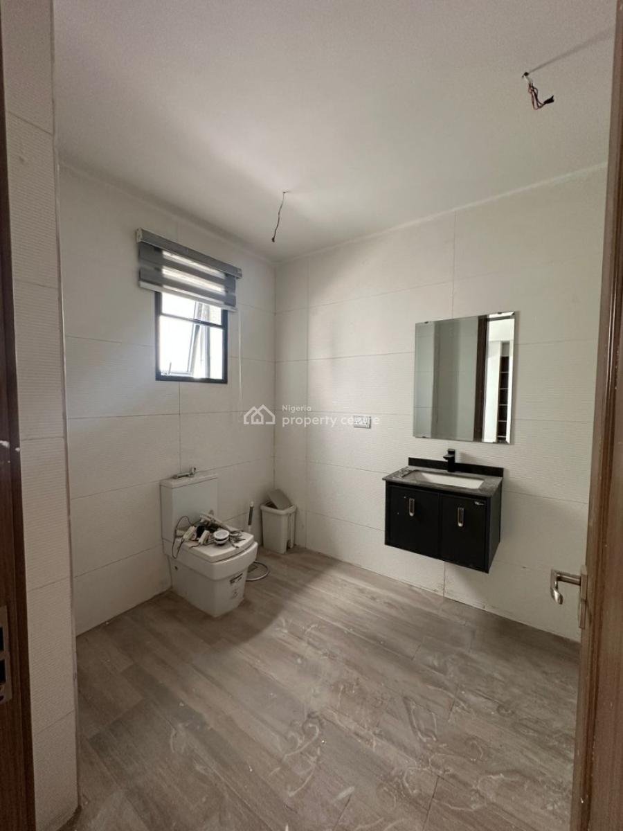 Well-finished Spacious 4-bedroom Serviced Semi-detached House, Banana Island, Ikoyi, Lagos, Semi-detached Duplex for Rent