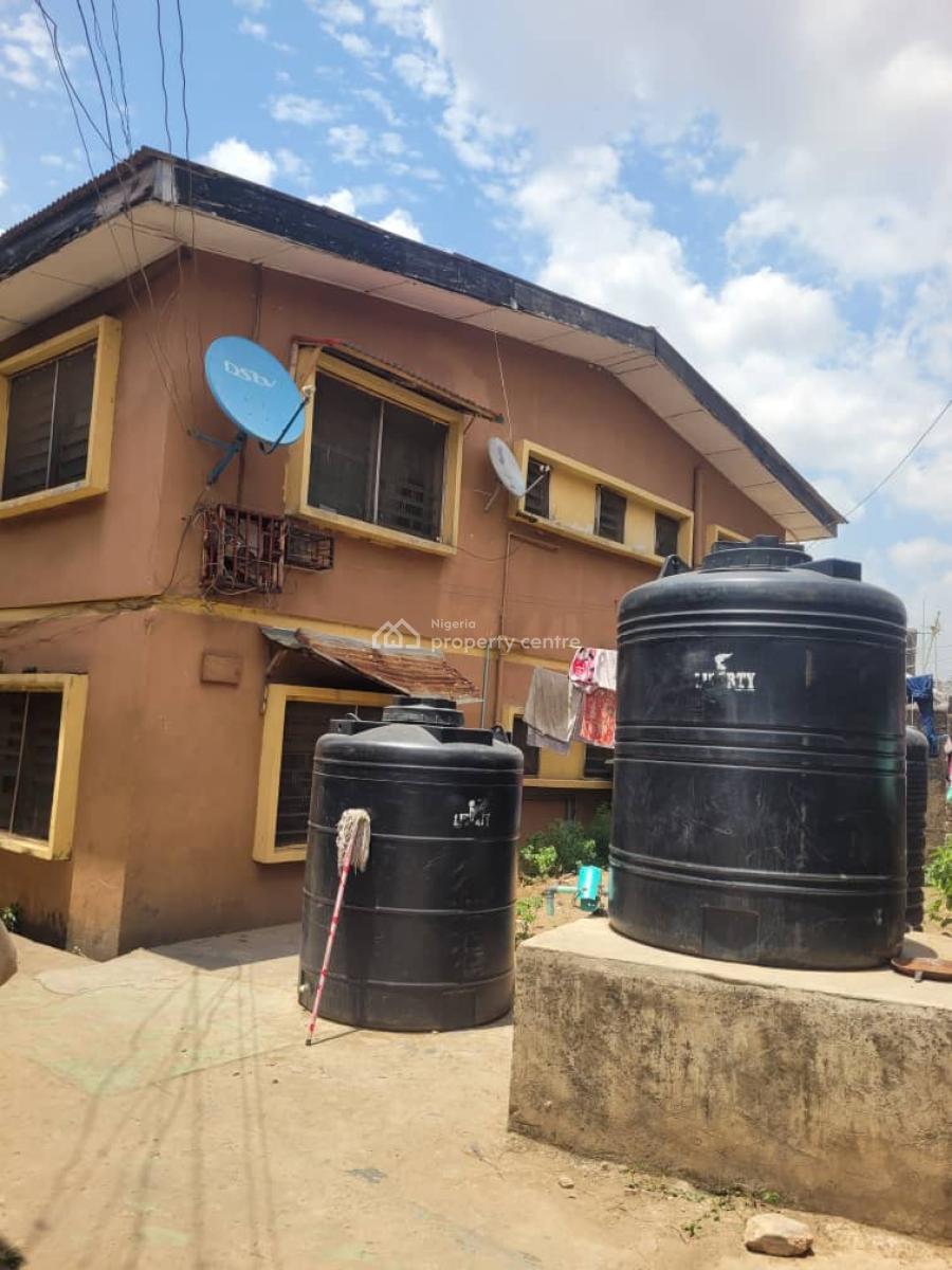 Commercial 4 Flat of 3 Bedrm, 4 Flat of 2 Bedrm,2 Units R/p on 1280sqm, Abayomi Area,iwo Road, Agodi Gate, Ibadan North, Oyo, Block of Flats for Sale