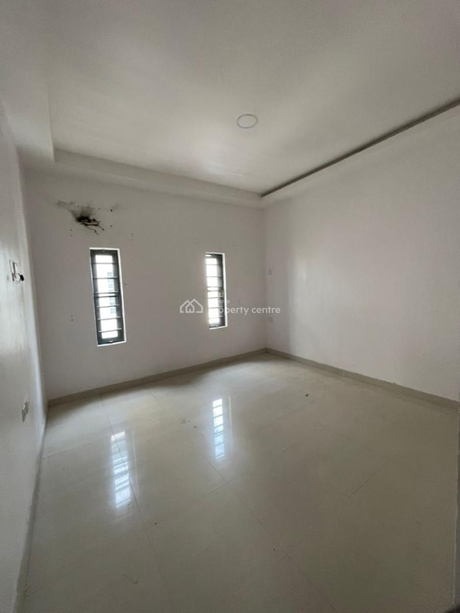 24/7 Power Supply 4 Bedroom En-suite Townhouse with an Enclosed Fitted, Lekki Phase 1, Lekki, Lagos, Terraced Duplex for Sale