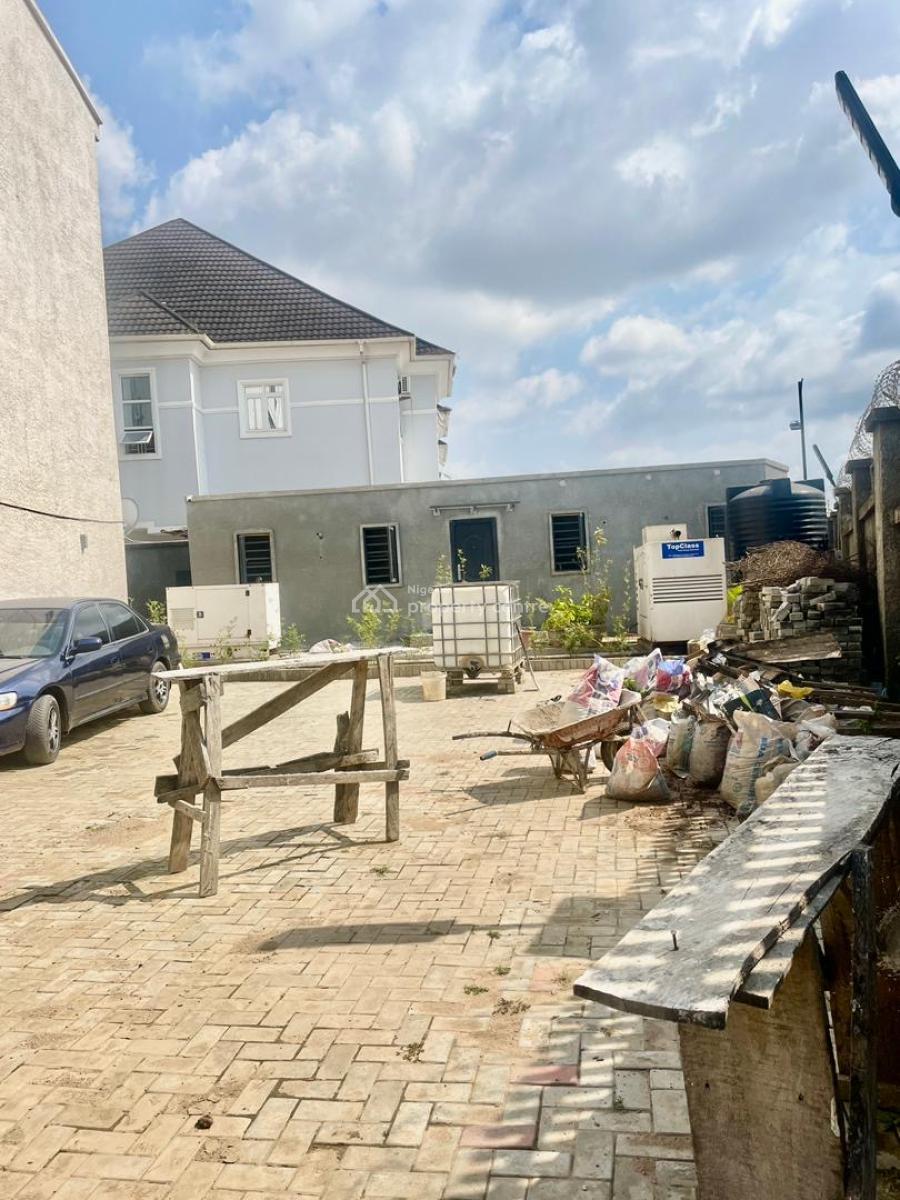 Distress: 5 Bedroom Terrace Duplex + Bq, Life Camp, Abuja, Terraced Duplex for Sale