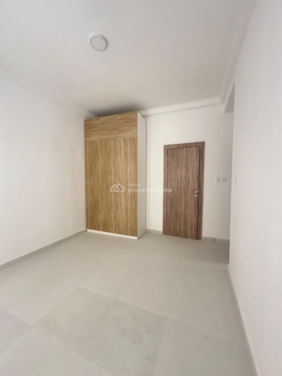 Fully Serviced & Brand New 2/3 Bedroom Flat with 24hrs Power Supply, Beside Pinnock Beach Estate, Osapa, Lekki, Lagos, Flat / Apartment for Rent