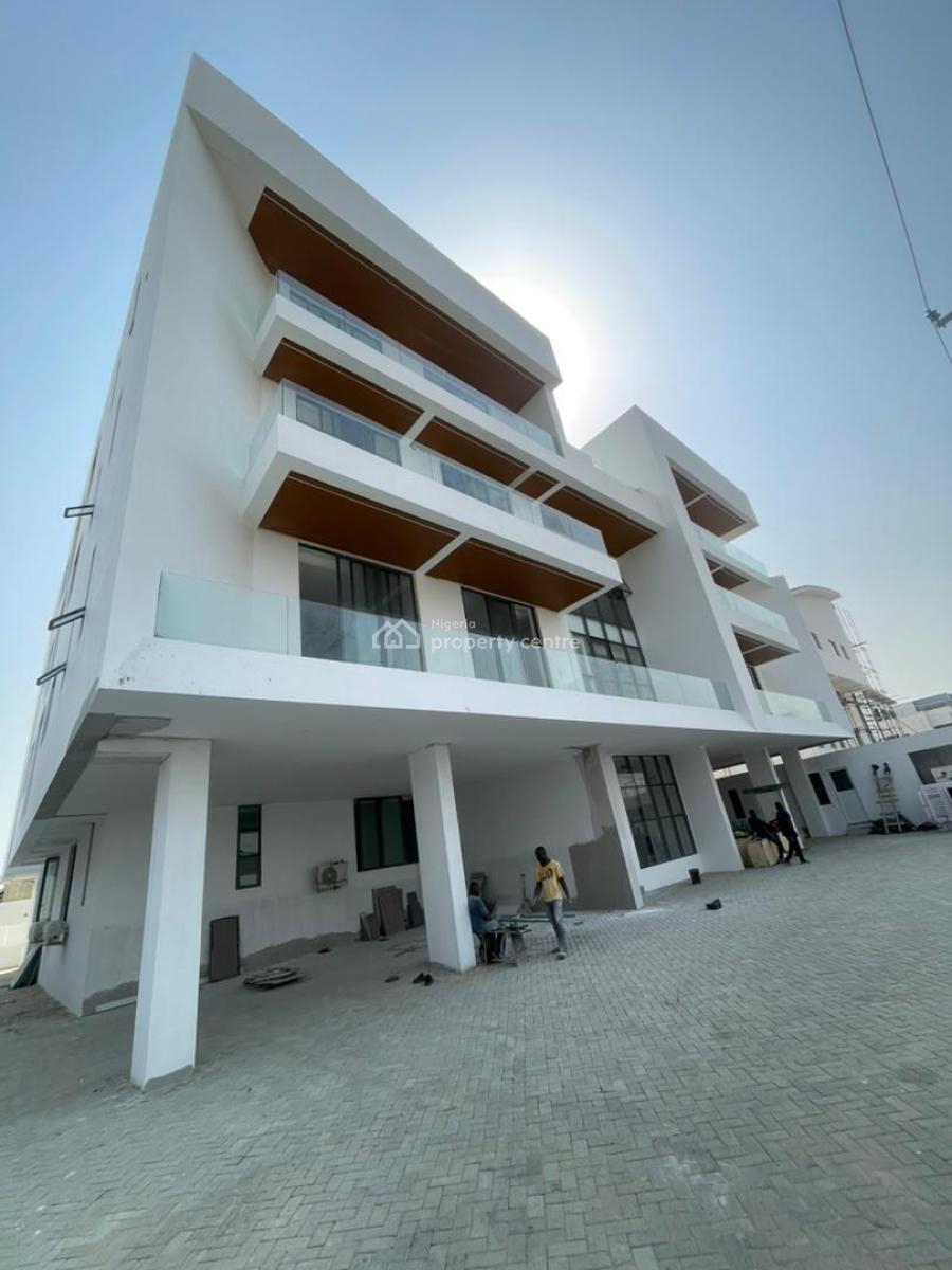 Luxurious Apartment with a Rooftop Pool, Lekki Phase 1, Lekki, Lagos, Flat / Apartment for Sale