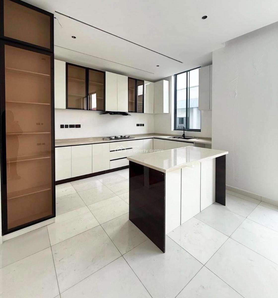 Fully Serviced 2 Bedroom Apartment, Oniru, Victoria Island (vi), Lagos, Block of Flats for Sale