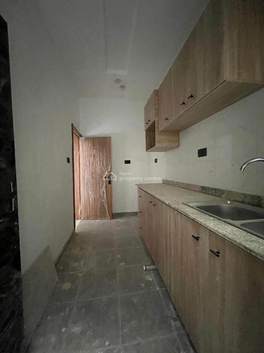 Exclusive 2 Bedroom Apartment in a Gated Neighborhood., Gbagada, Lagos, Flat / Apartment for Sale