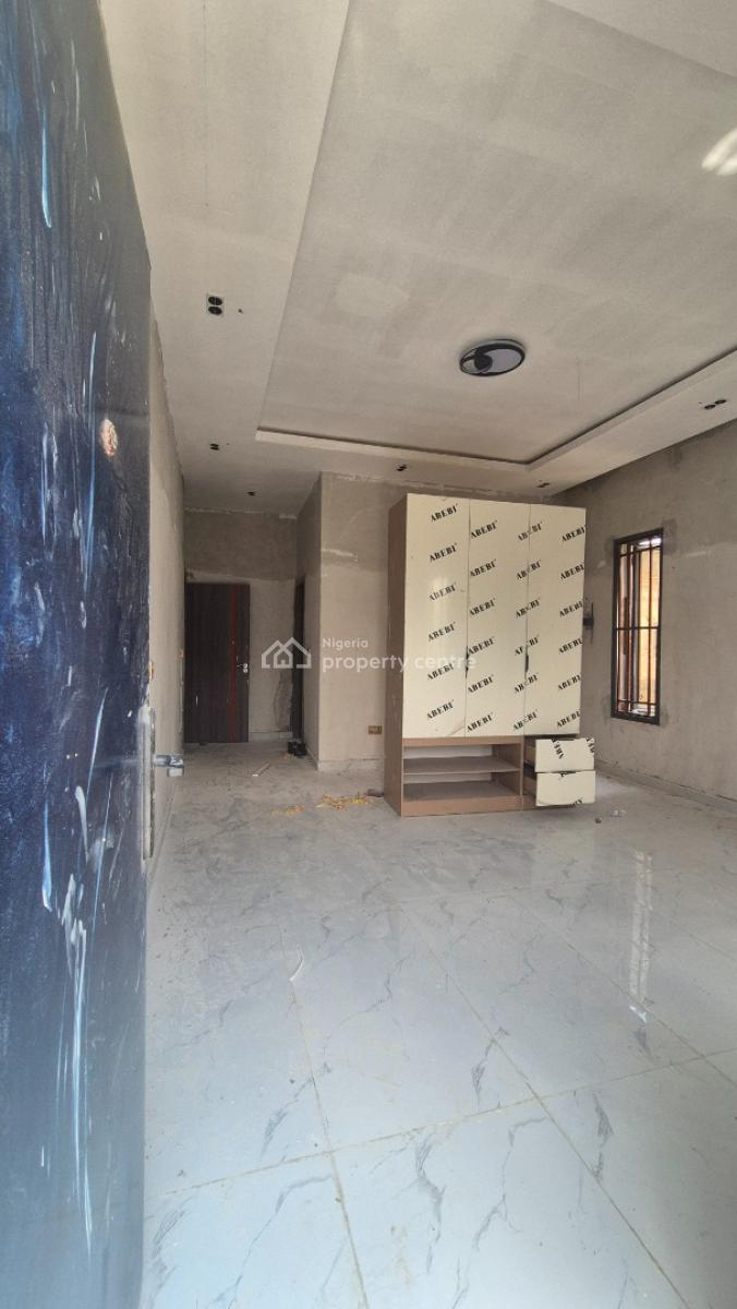 Direct & Well Finished & Luxury 4 Bedroom Flat with Rm Bq in Gra Ikeja, Off Sobo Arobiodun Street Gra Ikeja, Ikeja Gra, Ikeja, Lagos, Flat / Apartment for Sale