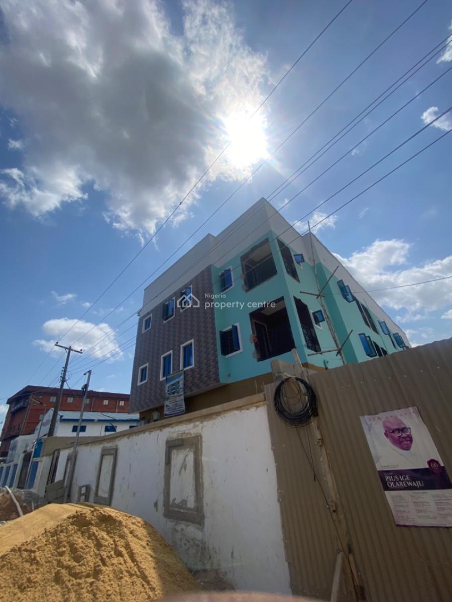 Newly Built 2 Bedrooms, Pedro, Gbagada, Lagos, Flat / Apartment for Sale