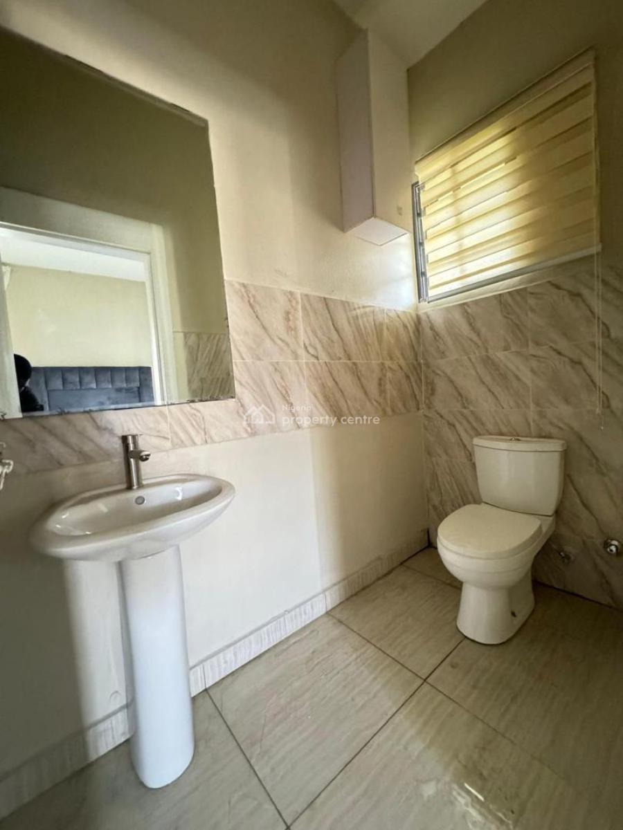 Deluxe Spacious 1 Bedroom Apartment in a Gated Estate., Surulere, Lagos, Flat / Apartment for Sale