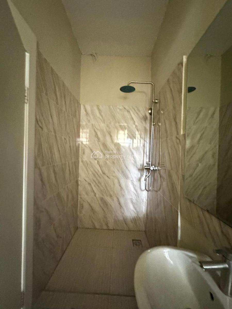 Deluxe Spacious 1 Bedroom Apartment in a Gated Estate., Surulere, Lagos, Flat / Apartment for Sale