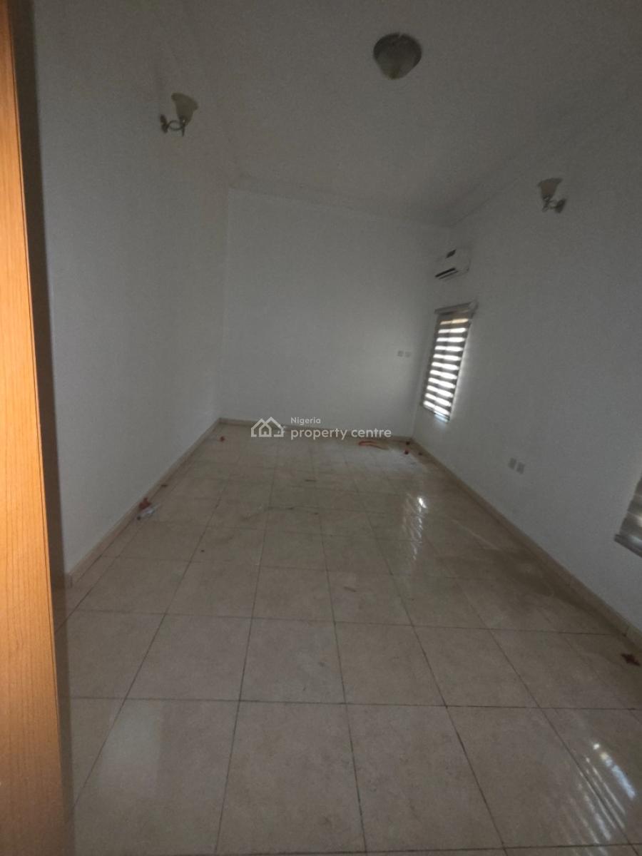 a Lovely  5 Bedroom Detached Duplex with 2 Rooms Bq, Lekki Phase 1, Lekki, Lagos, Detached Duplex for Rent