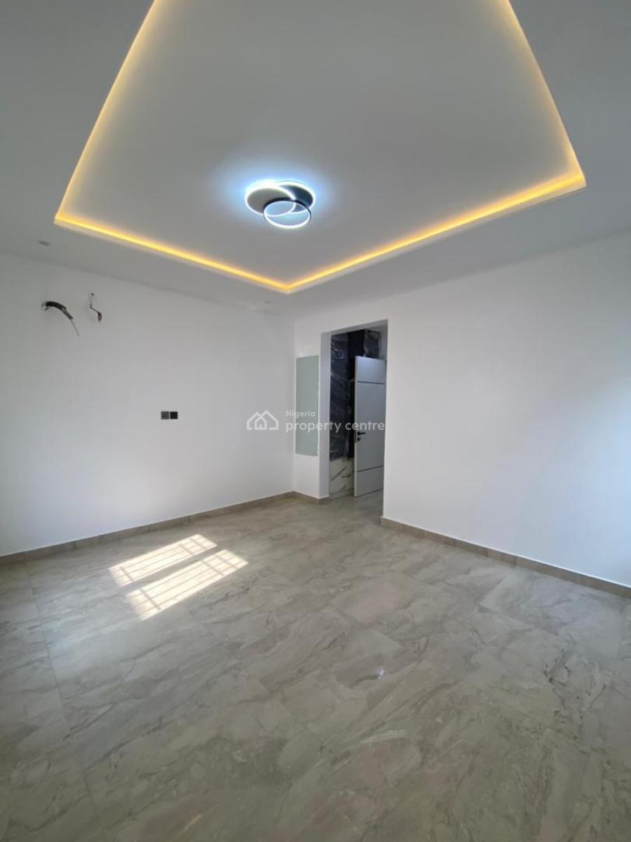 Enormous 5bedroom Duplex with a Pool,cinema, Bq Within a Serene Estate, Lekki Phase 1, Lekki, Lagos, Detached Duplex for Sale