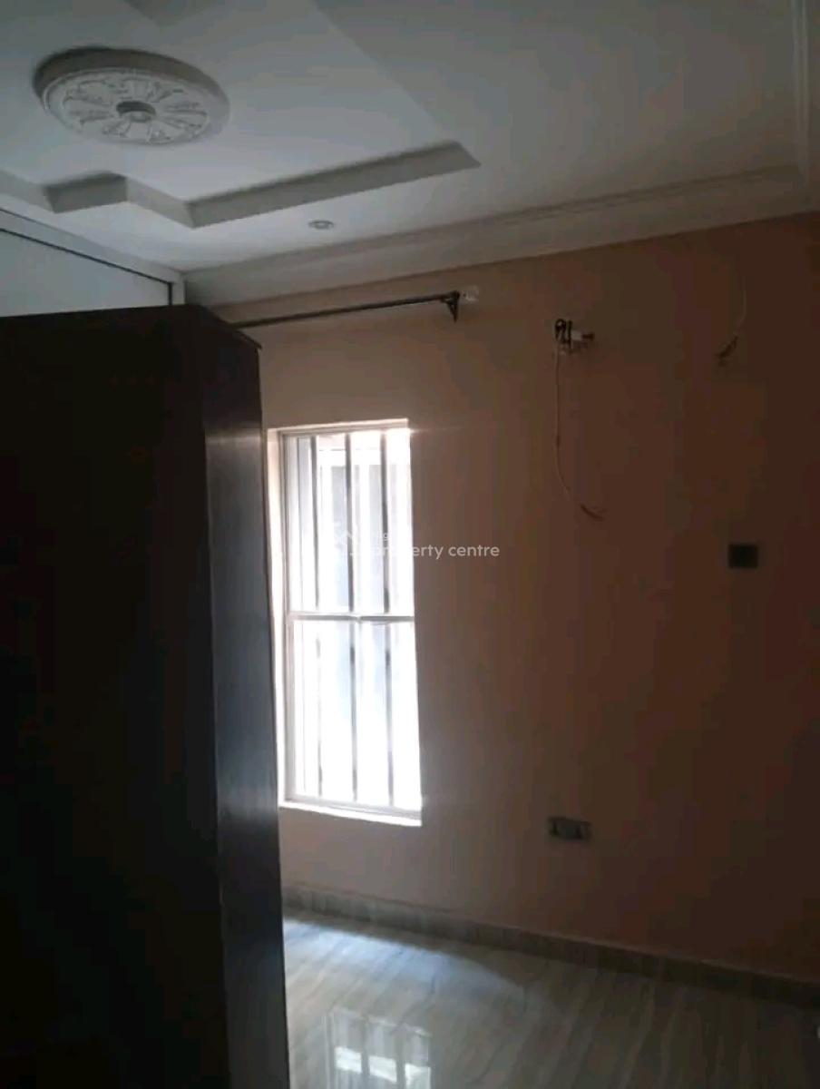 Well-maintained 3-bedroom Flat,ensuit,p.o.p,spacious Living Room, Allen, Ikeja, Lagos, Flat / Apartment for Rent