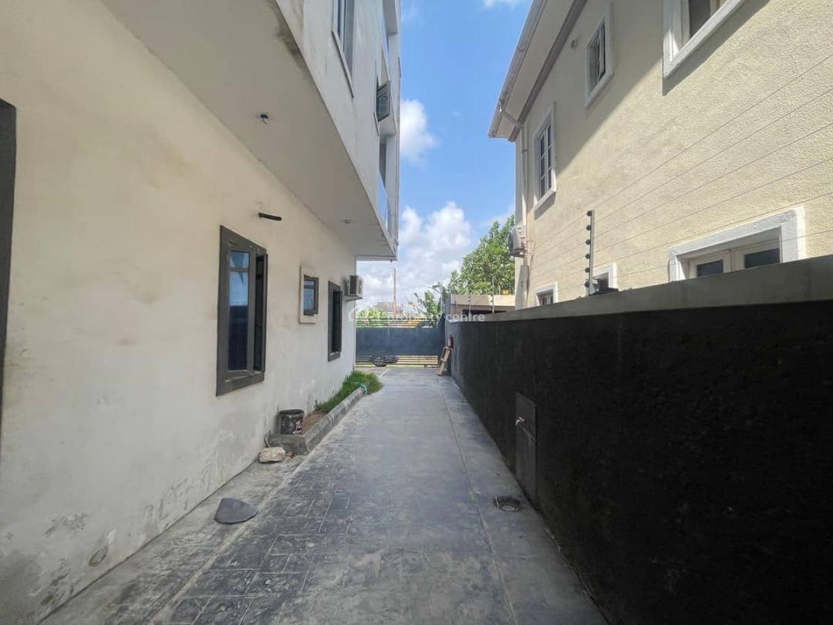 Luxury Ensuit 2 Bedroom Apt, Lekki Scheme Ii, Ajah, Lagos, Flat / Apartment for Rent