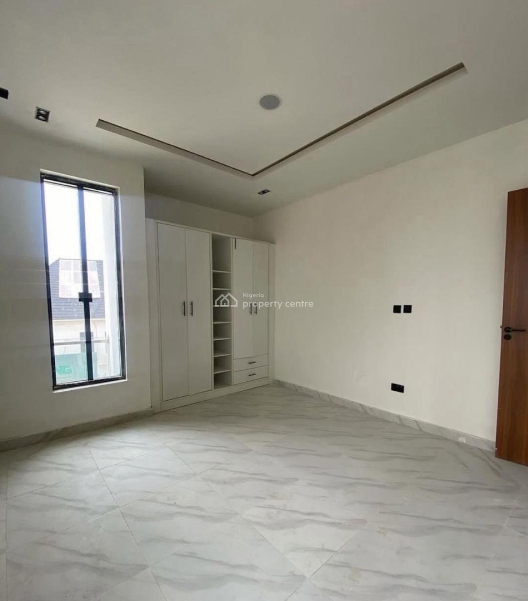 2 Bedroom Apartment, Ologolo, Ologolo, Lekki, Lagos, Flat / Apartment for Rent