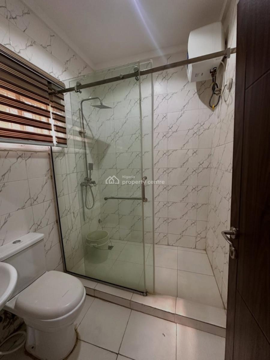 Furnished & Serviced 3 Bedroom Apartment, Gwarinpa Main, Gwarinpa, Abuja, Flat / Apartment for Rent