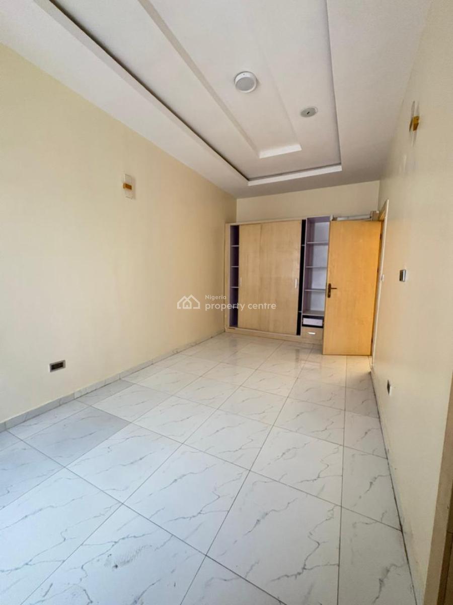Semi Master Bedroom in a Shared Apartment, Ikota Gra Lekki Lagos, Ikota, Lekki, Lagos, Flat / Apartment for Rent