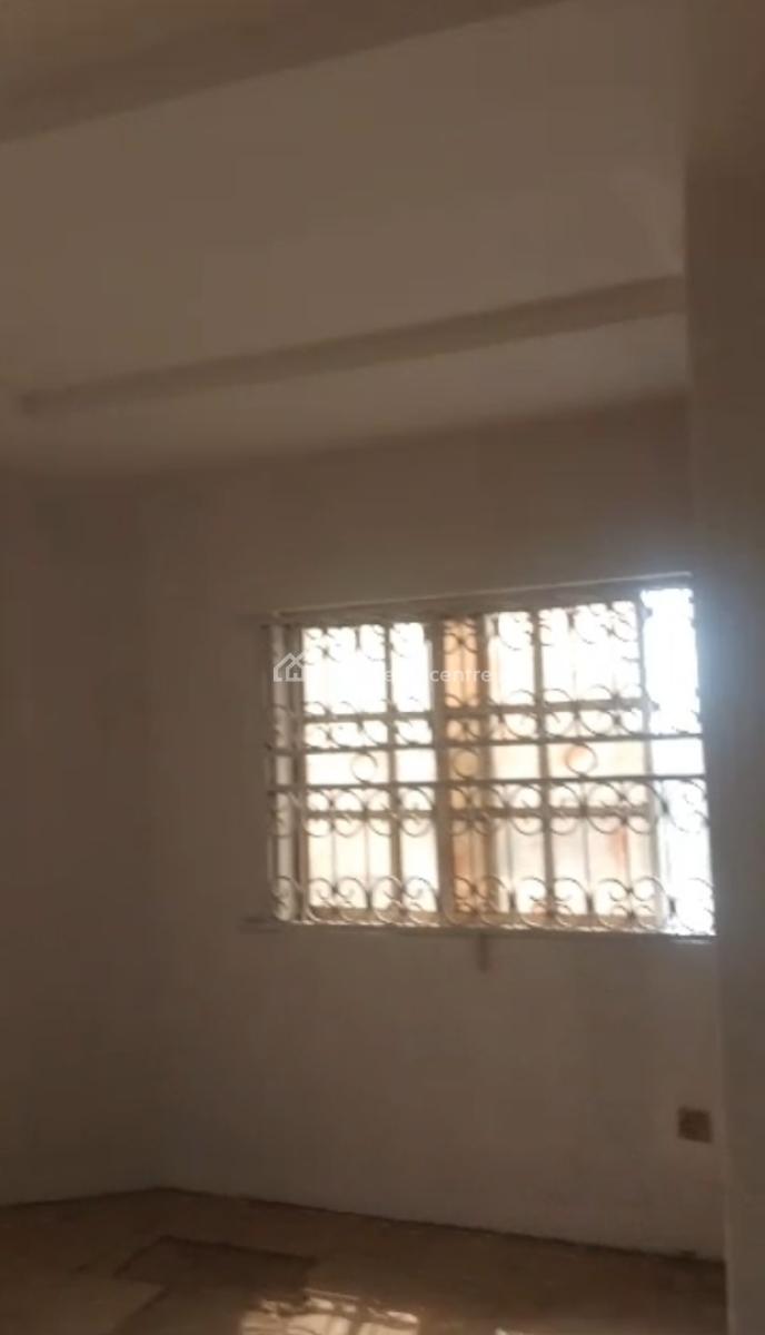 Renovated Spacious 3bedroom Flat in a Calm Neighbourhood(upstairs ), Off Alapere Estate Road Alapere Ketu, Accesible to Anywhere, Alapere, Ketu, Lagos, Flat / Apartment for Rent