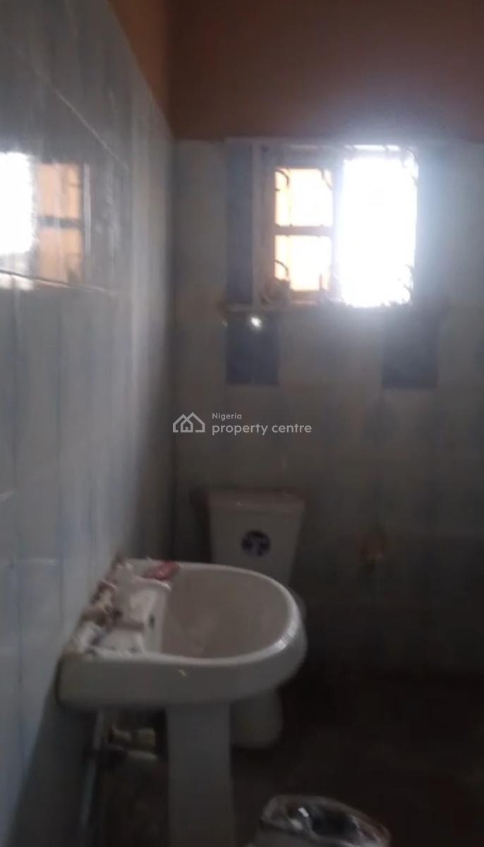 Renovated Spacious 3bedroom Flat in a Calm Neighbourhood(upstairs ), Off Alapere Estate Road Alapere Ketu, Accesible to Anywhere, Alapere, Ketu, Lagos, Flat / Apartment for Rent