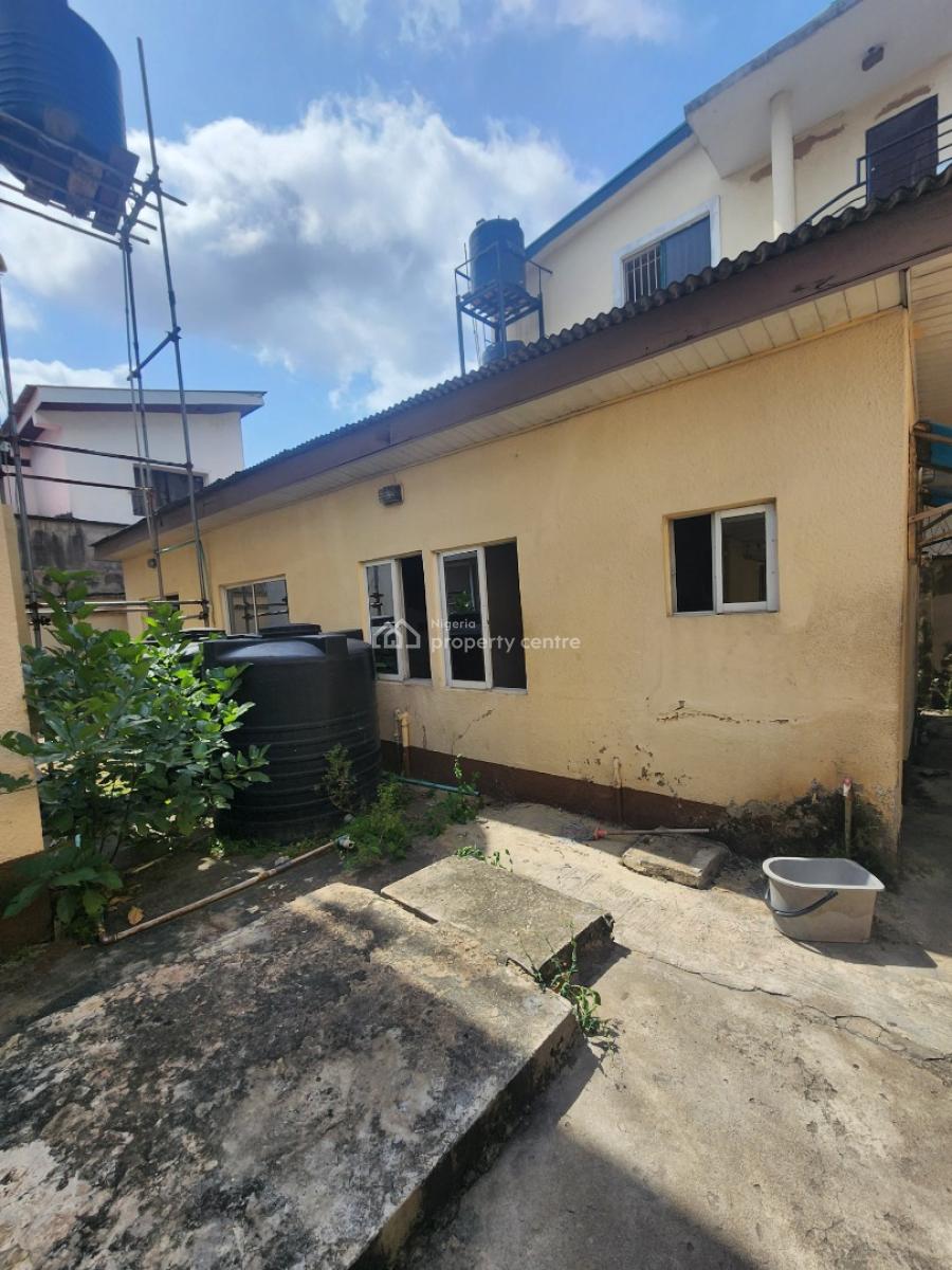 Spacious 8 Rooms Office Building with 2 Bq and Ample Parking, Off Awolowo Road Ikoyi, Ikoyi, Lagos, Commercial Property for Rent