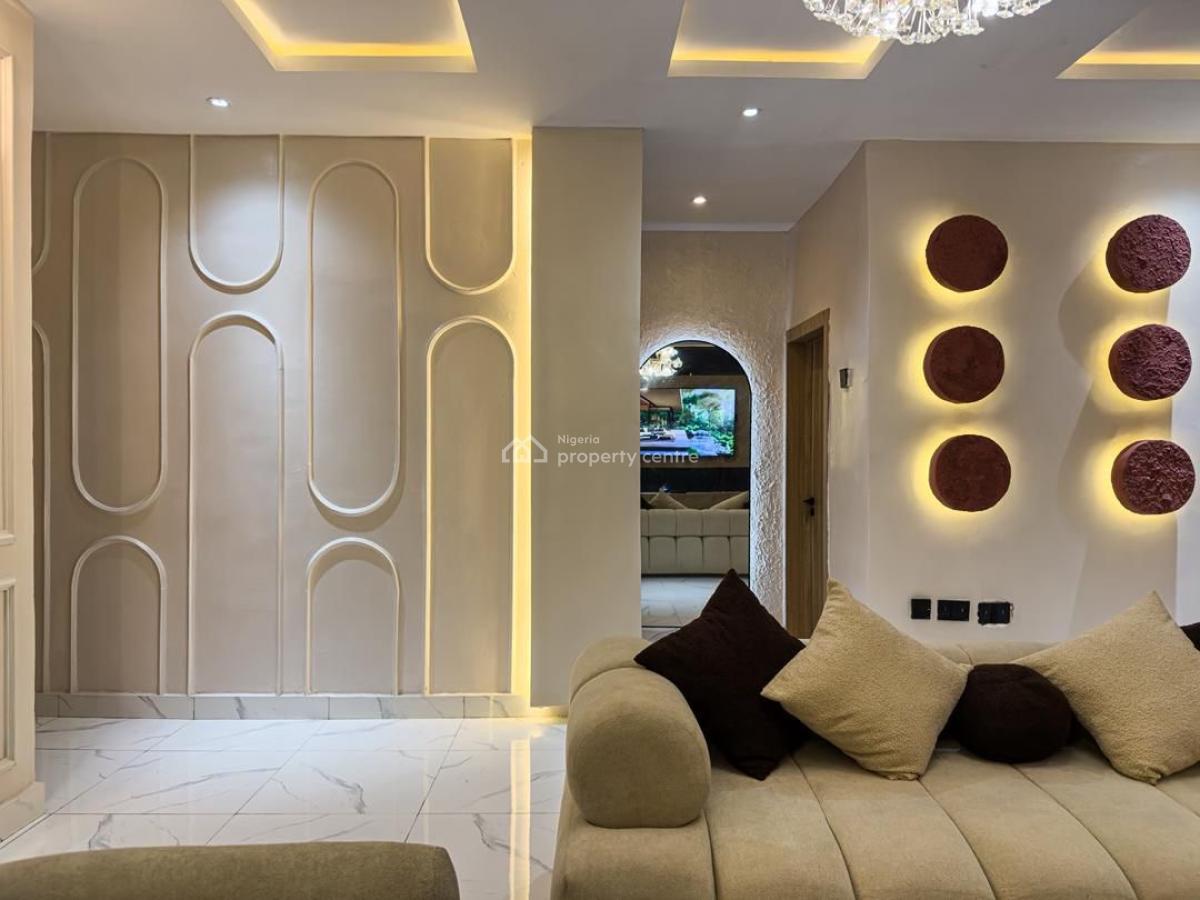 Luxurious and Beautiful 3 Bedroom Apartment, Surulere, Lagos, Flat / Apartment Short Let