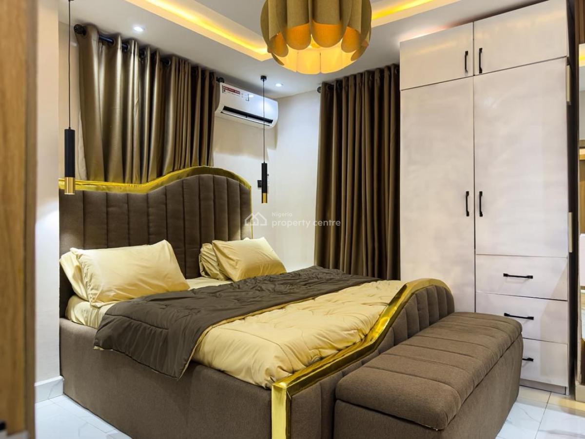 Luxurious and Beautiful 3 Bedroom Apartment, Surulere, Lagos, Flat / Apartment Short Let