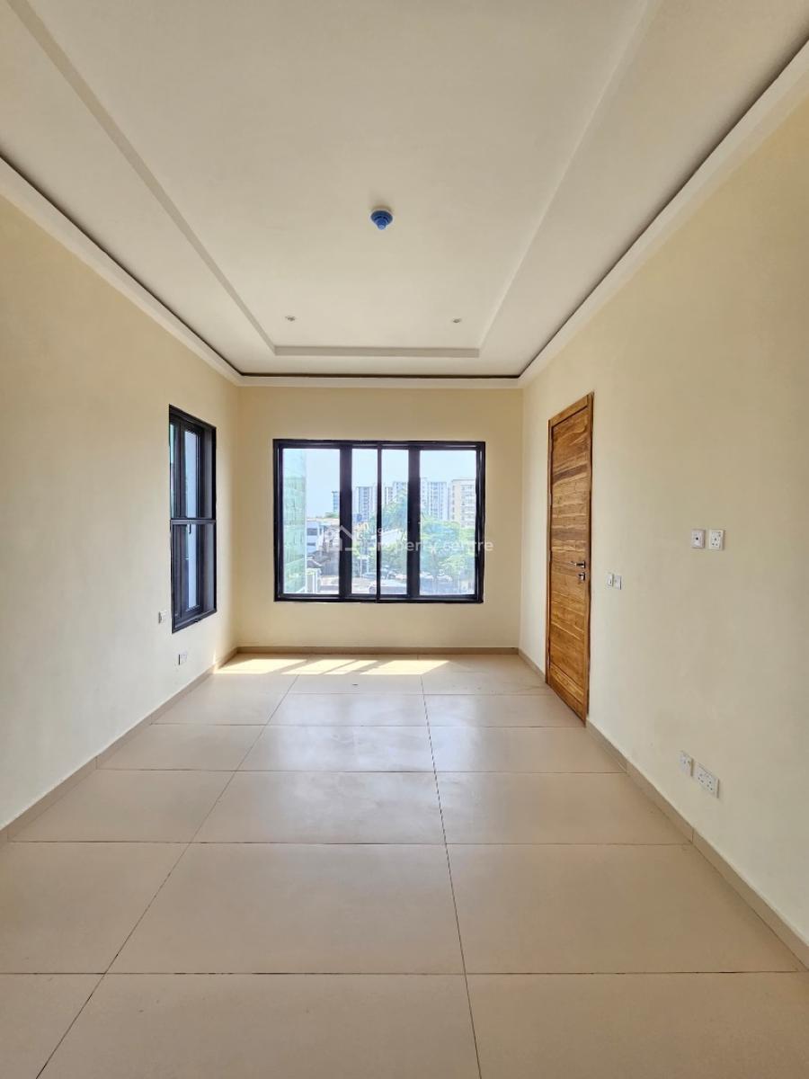 Exquisite 3 Bedroom Apartment with Pool and Concierge Service, Victoria Island (vi), Lagos, Flat / Apartment for Sale