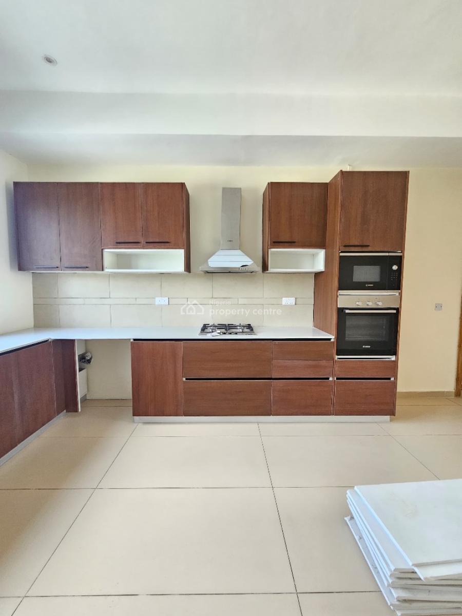 Exquisite 3 Bedroom Apartment with Pool and Concierge Service, Victoria Island (vi), Lagos, Flat / Apartment for Sale