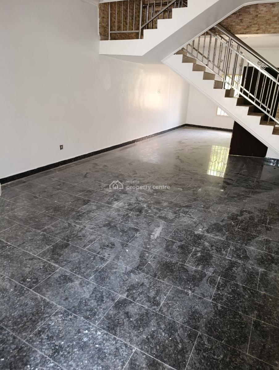 Very Nice Duplex on 500 Sqm Plot, Crown Estate, Sangotedo, Ajah, Lagos, Semi-detached Duplex for Sale