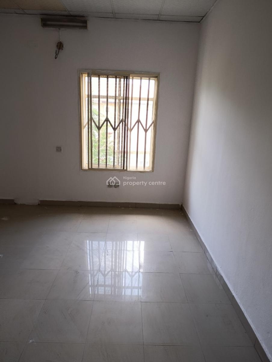 Very Nice Duplex on 500 Sqm Plot, Crown Estate, Sangotedo, Ajah, Lagos, Semi-detached Duplex for Sale