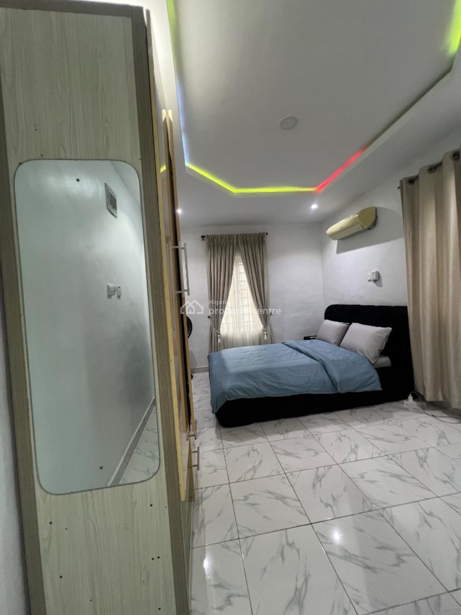 Fully Furnished and Serviced Studio Apartment, Jibowu, Yaba, Lagos, Self Contain (single Rooms) for Rent