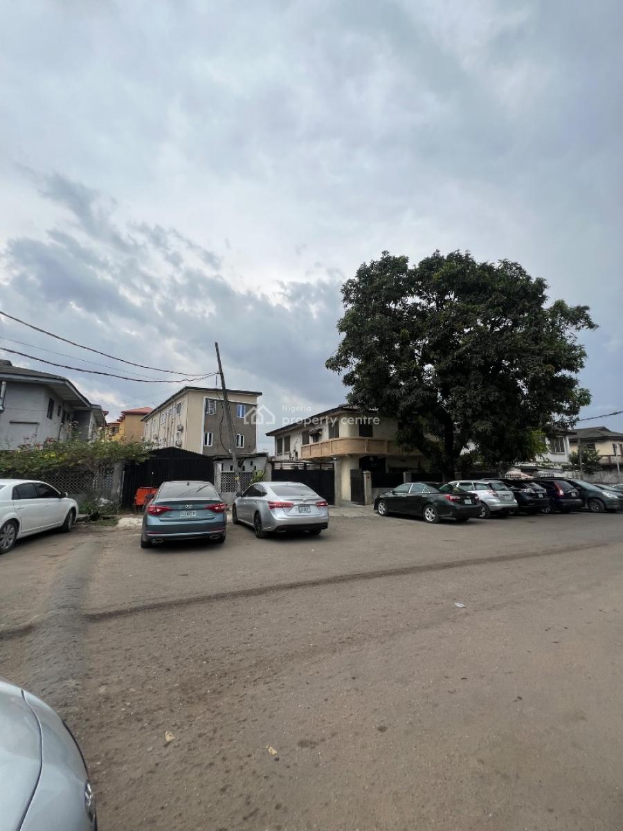 Fully Furnished and Serviced Studio Apartment, Jibowu, Yaba, Lagos, Self Contain (single Rooms) for Rent