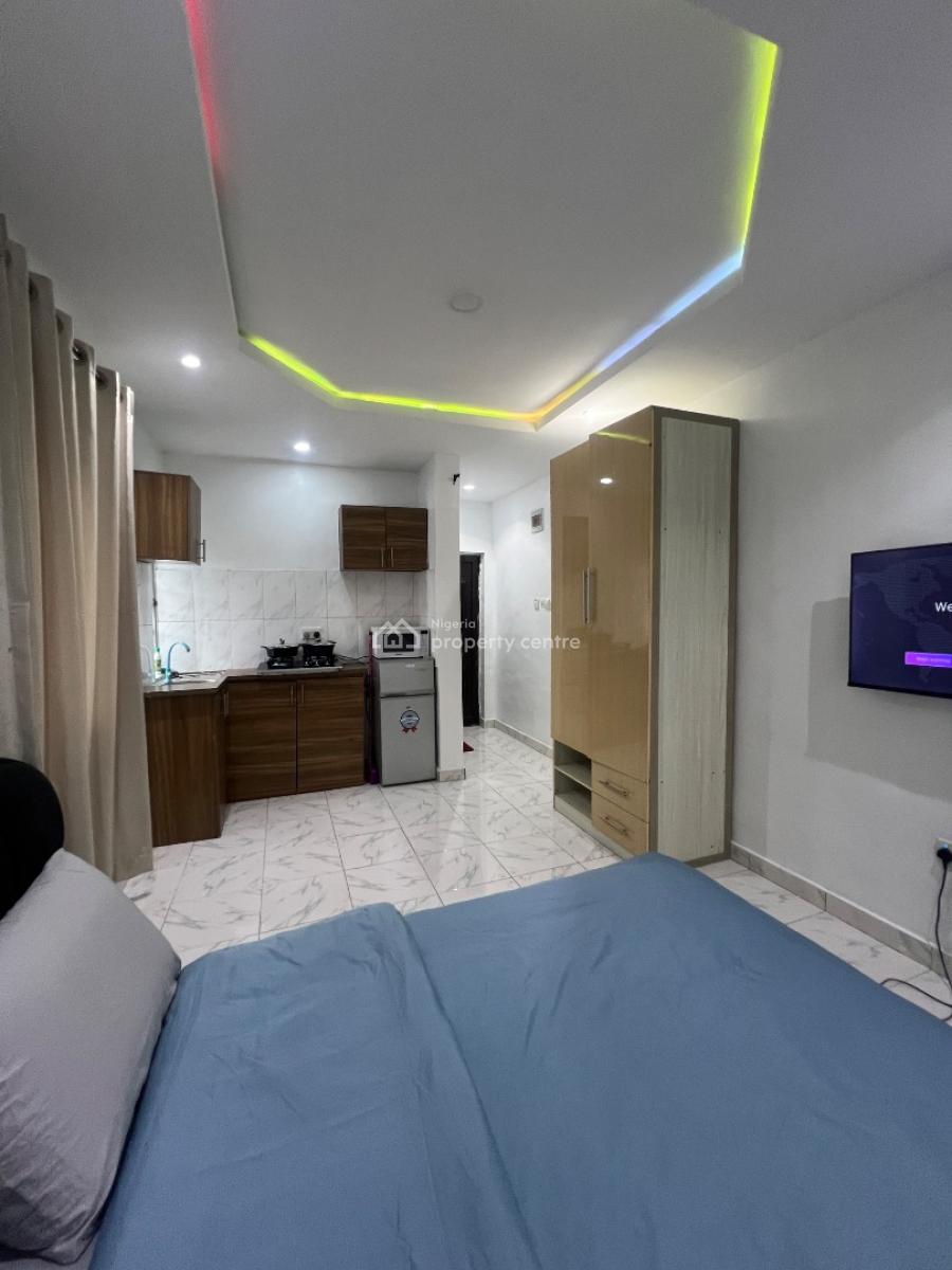 Fully Furnished and Serviced Studio Apartment, Jibowu, Yaba, Lagos, Self Contain (single Rooms) for Rent