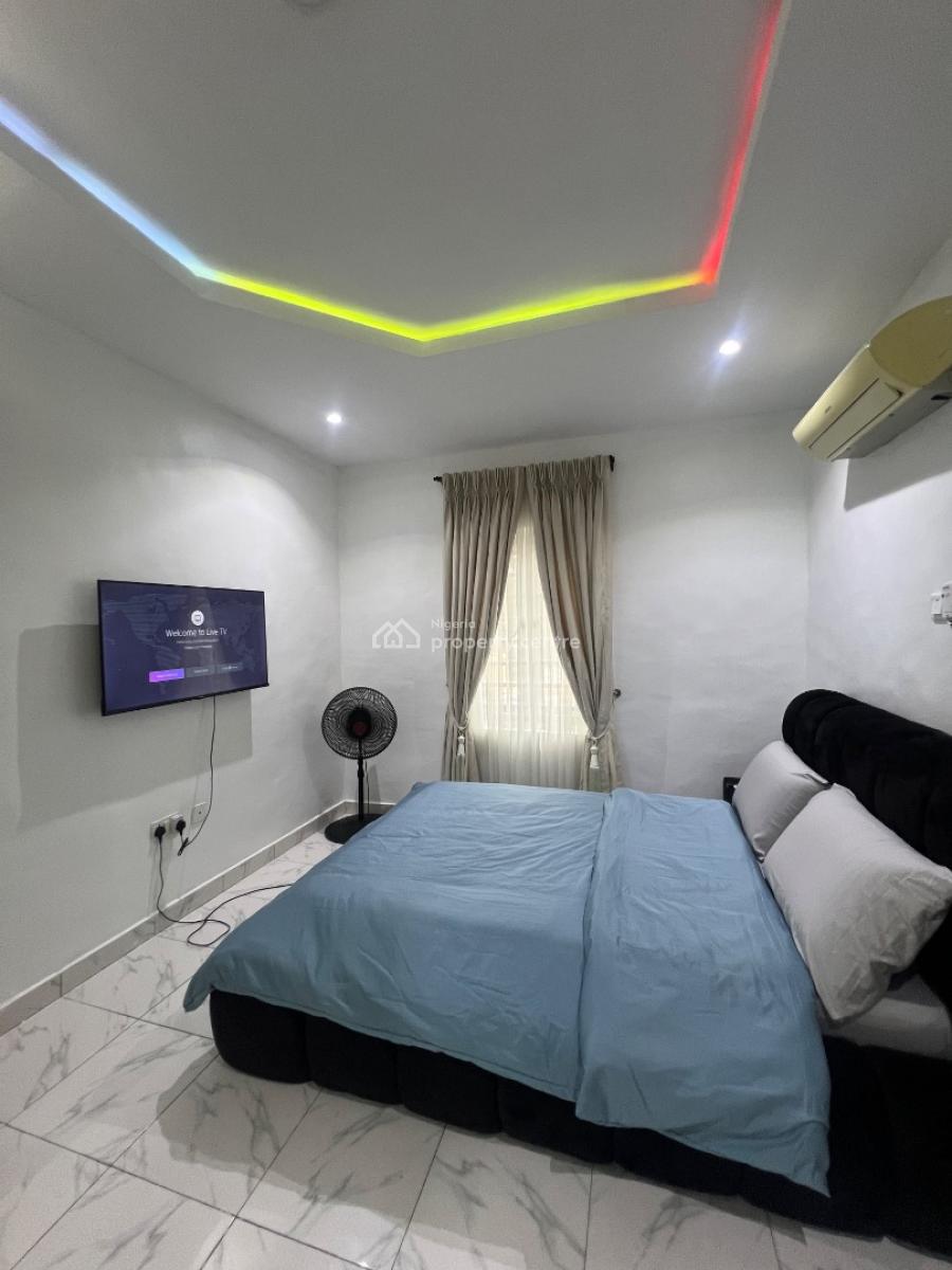 Fully Furnished and Serviced Studio Apartment, Jibowu, Yaba, Lagos, Self Contain (single Rooms) for Rent