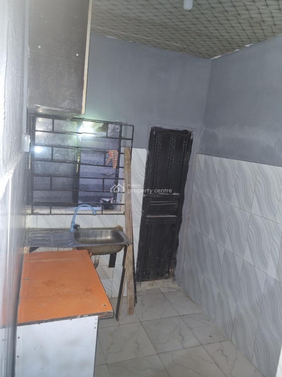 Bungalow, Idowu Emma Street, Lekki, Lagos, Hotel / Guest House for Rent
