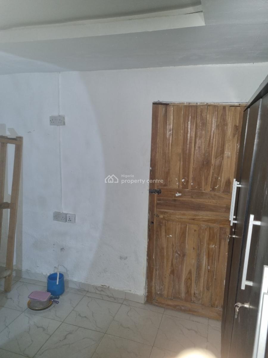 Bungalow, Idowu Emma Street, Lekki, Lagos, Hotel / Guest House for Rent