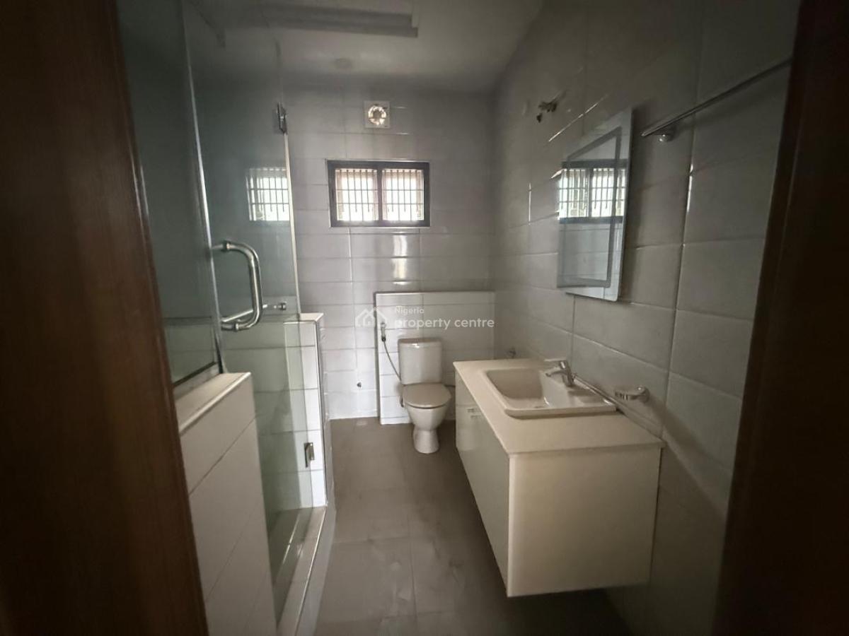 5bedroom Terrace with 1bedroom Guest Chalet, Maitama District, Abuja, Terraced Duplex for Rent