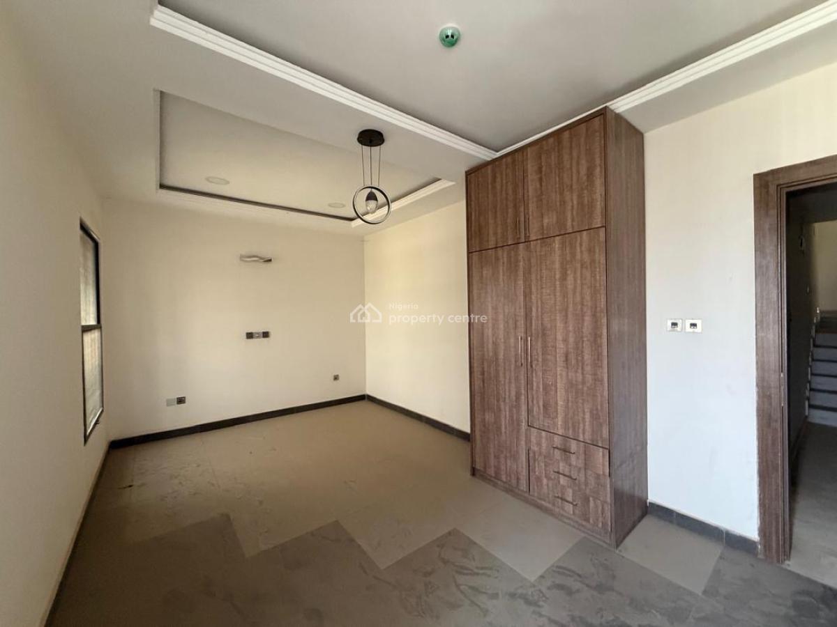 5bedroom Terrace with 1bedroom Guest Chalet, Maitama District, Abuja, Terraced Duplex for Rent