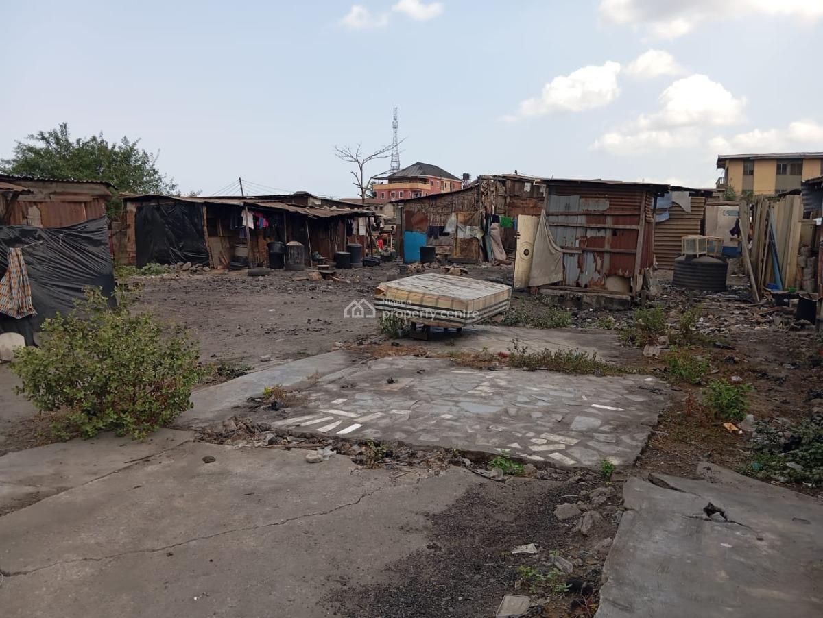 Distress Full Plot of Land Nwoke Close Off Adeyemi St, Alapere, Ketu, Lagos, Land for Sale