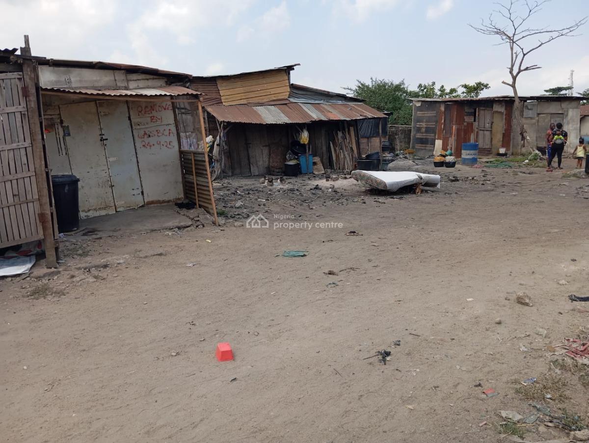 Distress Full Plot of Land Nwoke Close Off Adeyemi St, Alapere, Ketu, Lagos, Land for Sale